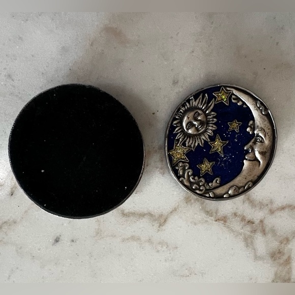 Round Pewter Lidded Trinket/Jewelry/Ring Box (Stars/Moon/Sun on Blue Enamel) - Picture 6 of 8